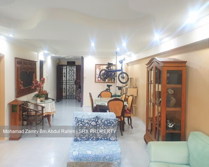 Yishun Street 20 thumbnail photo
